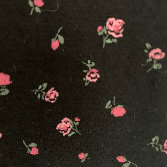 Pink Flowered Tee - Picture 5 of 5